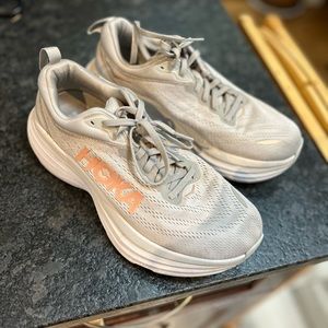 HOKA Bondi 8